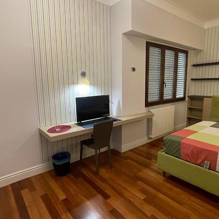 Leonardo Rooms Avellino Exterior foto